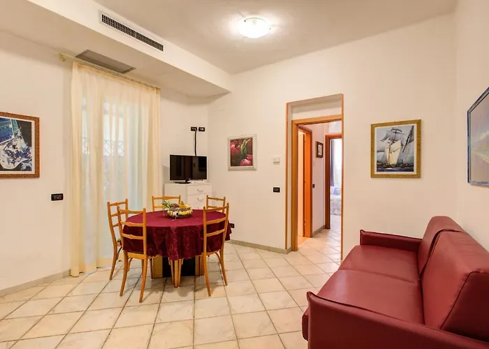 查尔斯公寓酒店 3*