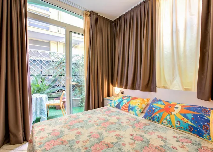 Hotell Charles Rimini