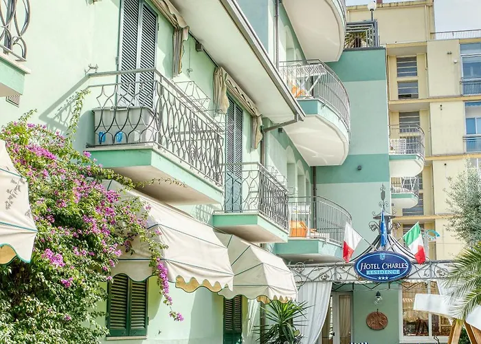 Charles Hotell Rimini