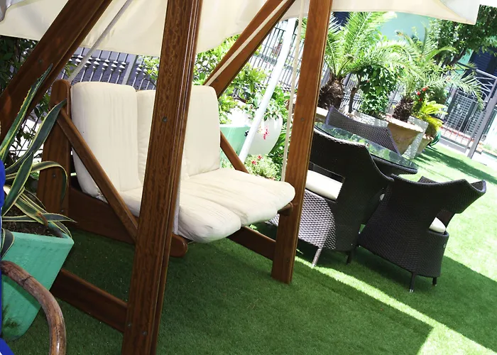 查尔斯公寓酒店