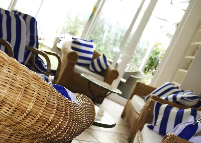 Charles 3* 리미니