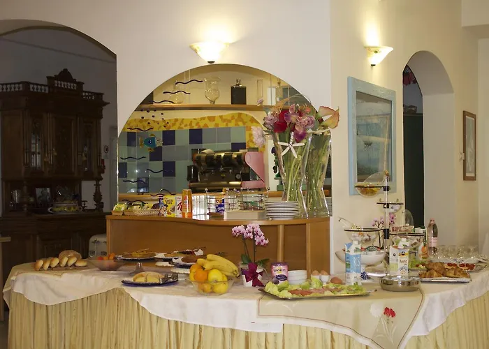 查尔斯公寓酒店 酒店 里米尼