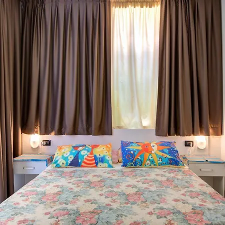 Charles Otel 3*