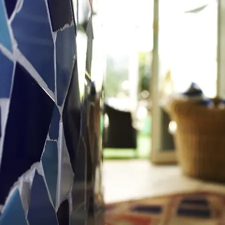 Charles 3* ريميني